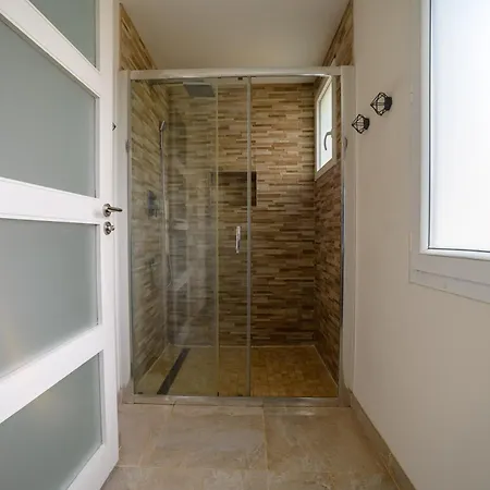 Maison d'hôtes La Grande Escapade Ideal Familles, Piscine, Netflix Coulounieix-Chamiers